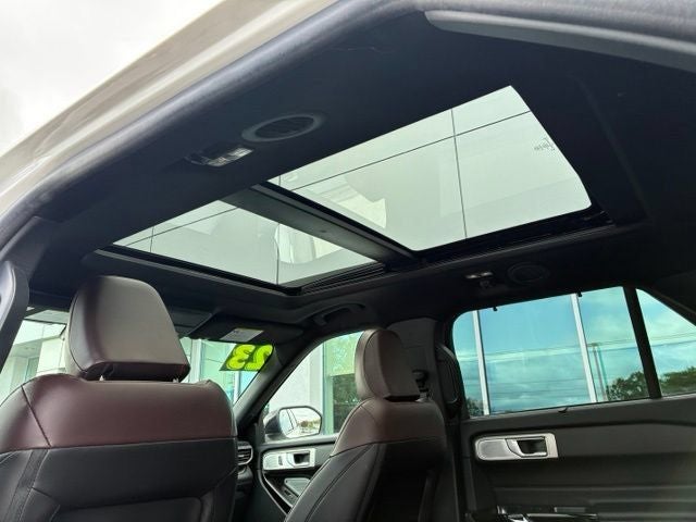 2023 Ford Explorer Platinum
