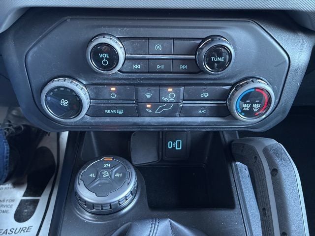 2023 Ford Bronco Base