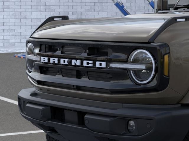 2026 Ford Bronco Outer Banks 1