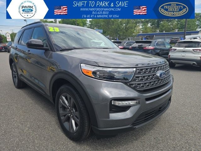 2023 Ford Explorer XLT 4WD's photo