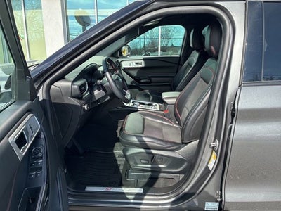2023 Ford Explorer ST-Line