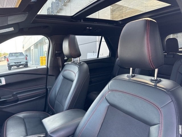 2022 Ford Explorer ST-Line