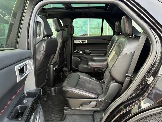 2024 Ford Explorer ST-Line
