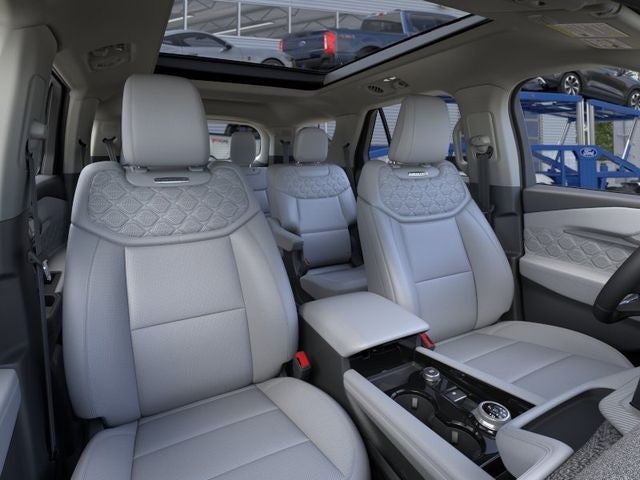 2026 Ford Explorer Platinum 1