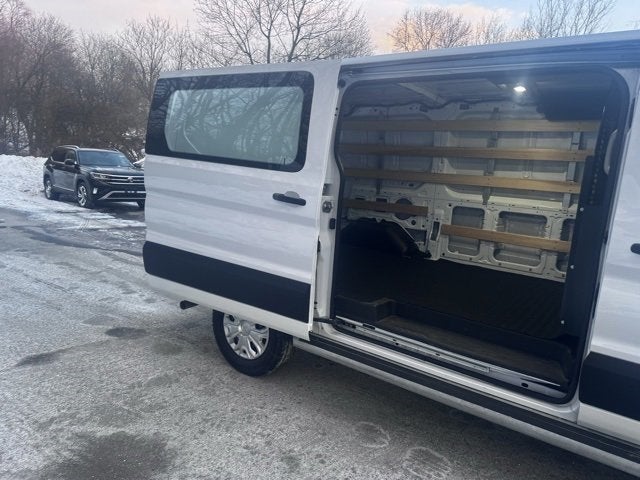 2024 Ford Transit-250 T-250 130" Low Rf 9070 GVWR RWD