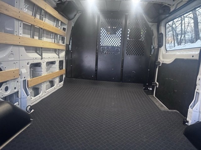 2024 Ford Transit-250 T-250 130" Low Rf 9070 GVWR RWD