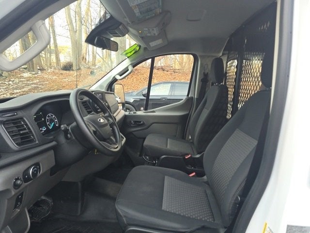 2024 Ford Transit-250 T-250 130" Low Rf 9070 GVWR RWD