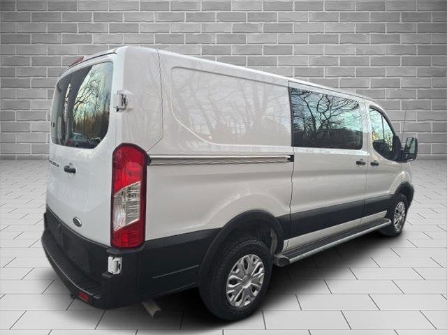 2024 Ford Transit-250 T-250 130" Low Rf 9070 GVWR RWD