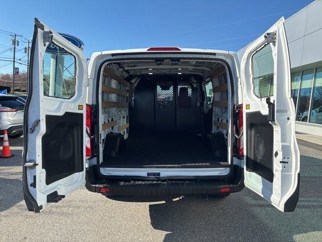 2024 Ford Transit-250 T-250 130" Low Rf 9070 GVWR RWD