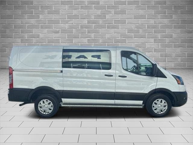 2024 Ford Transit-250 T-250 130" Low Rf 9070 GVWR RWD