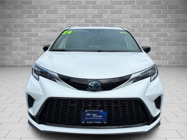 2023 Toyota Sienna XSE 7 Passenger