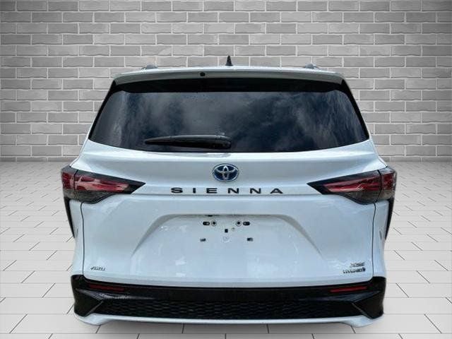 2023 Toyota Sienna XSE 7 Passenger