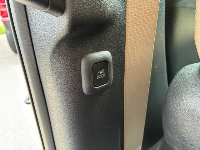 2023 Toyota Sienna Limited 7 Passenger
