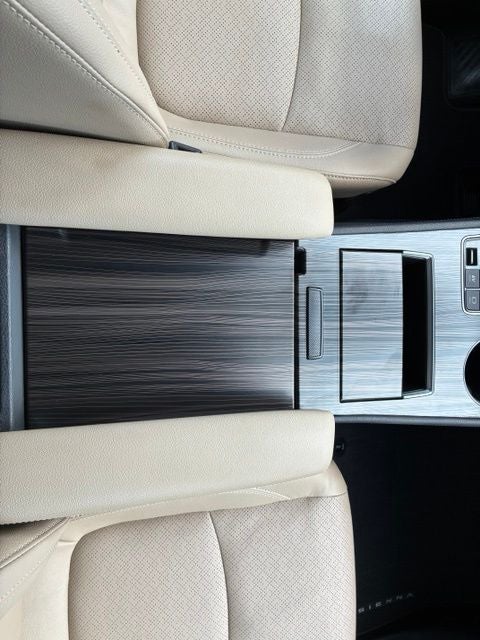 2023 Toyota Sienna Limited 7 Passenger