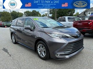 2023 Toyota Sienna Limited 7 Passenger