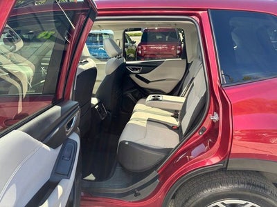 2024 Subaru Forester Premium