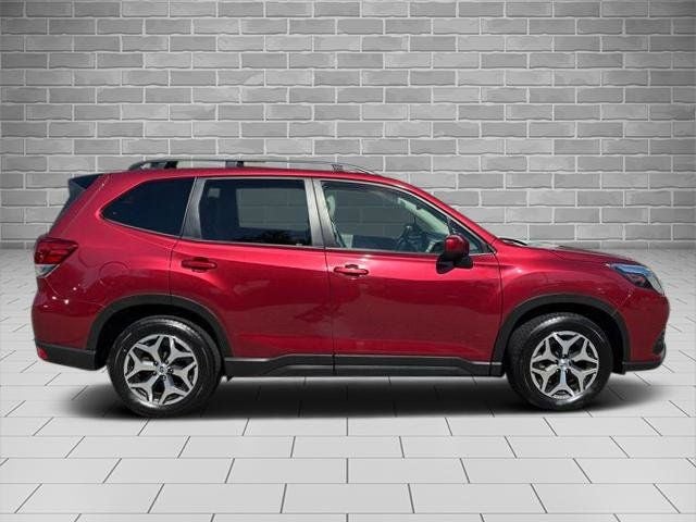 2024 Subaru Forester Premium