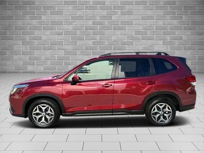 2024 Subaru Forester Premium