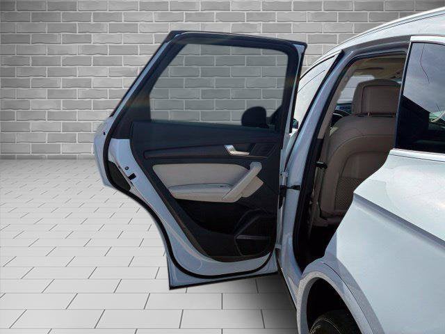 2024 Audi Q5 45 S line Premium quattro