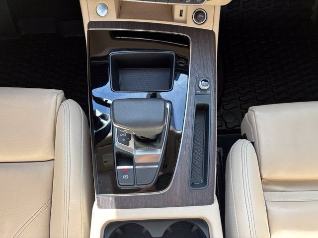 2024 Audi Q5 45 S line Premium quattro